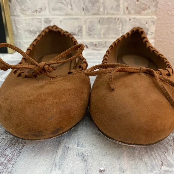 Flats - Picture 3 of 3